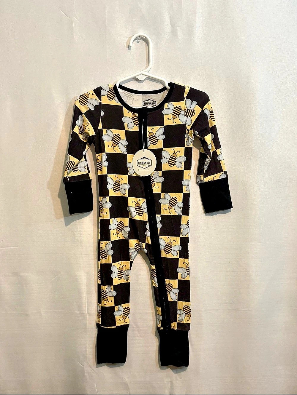 NWT 6-12 Bee Bamboo Zippy
